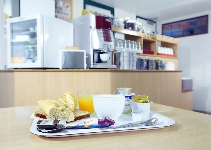 Première Classe Centre Gare Part Dieu Hotel 2*